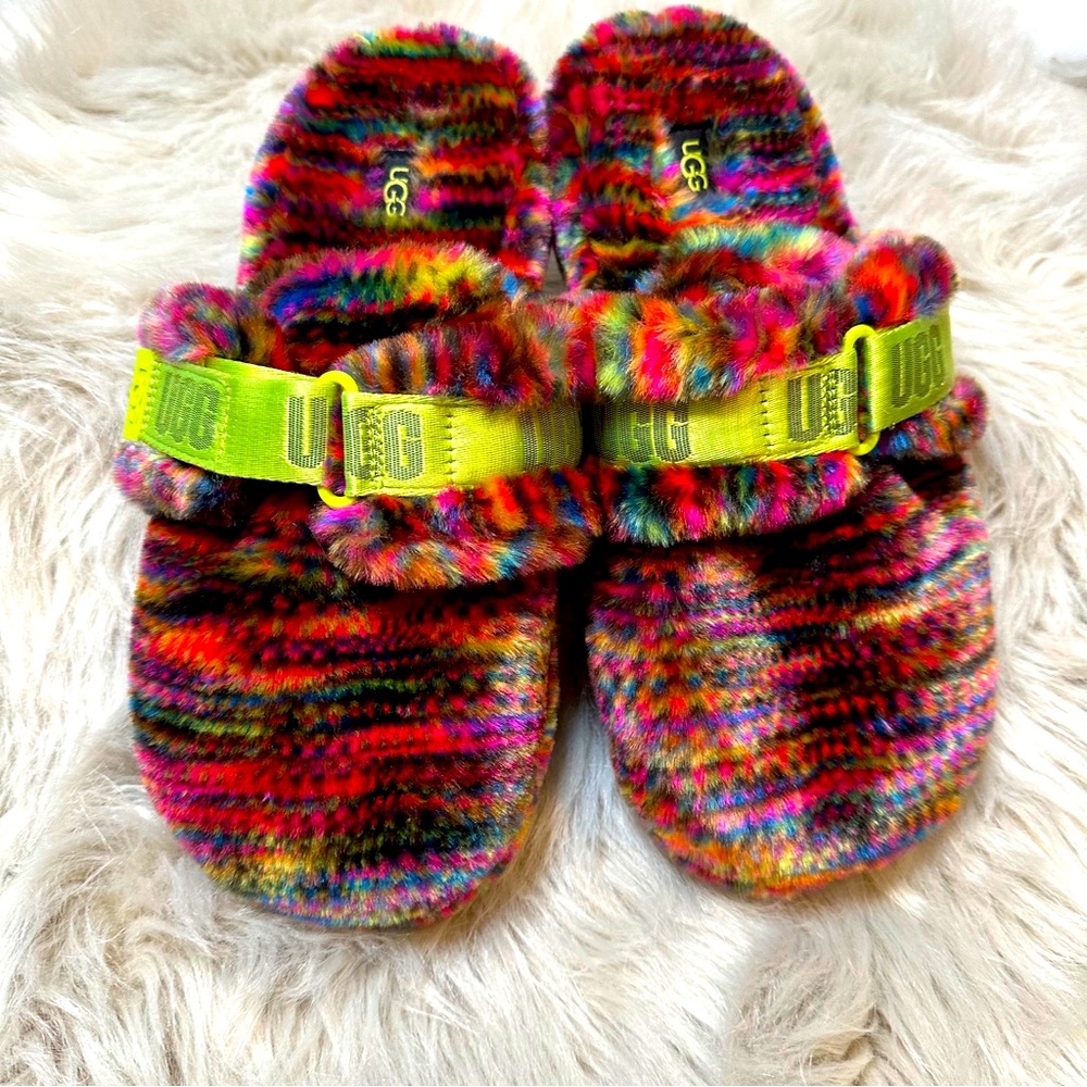 UGG Fluff It Slippers